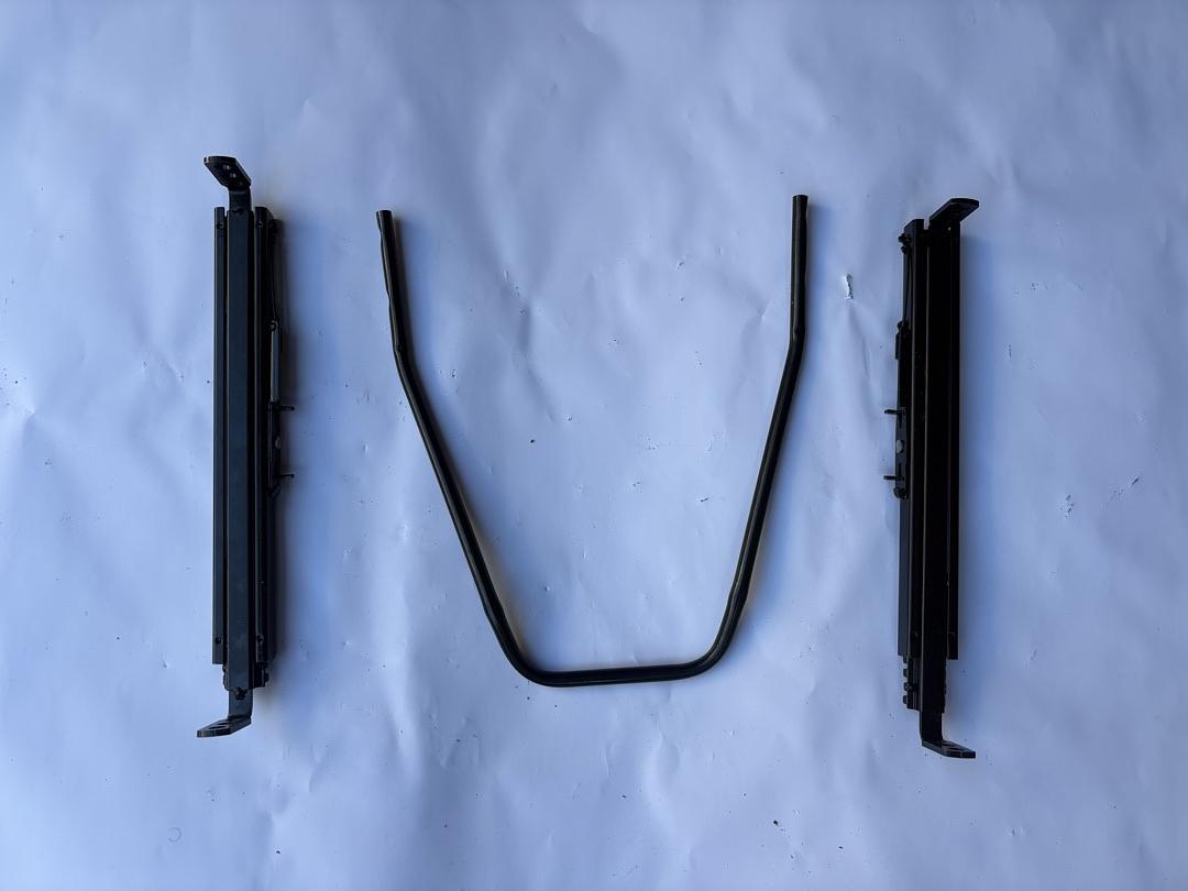 Universal Heavy Duty Black Powdercoated Finish Dual Lock Design Car Racing Seat Slider