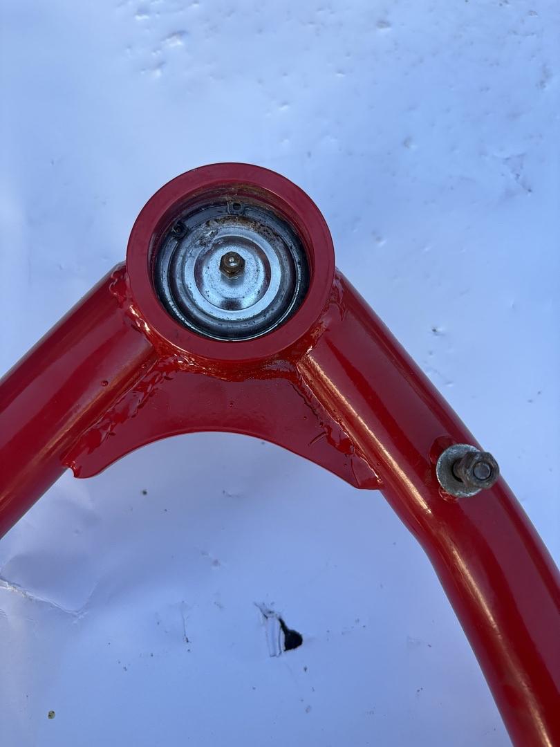 08-22 Toyota Sequoia, 07-21 Tundra  2-4 in. Lift Front Upper Control Arms (Missing One Cap)