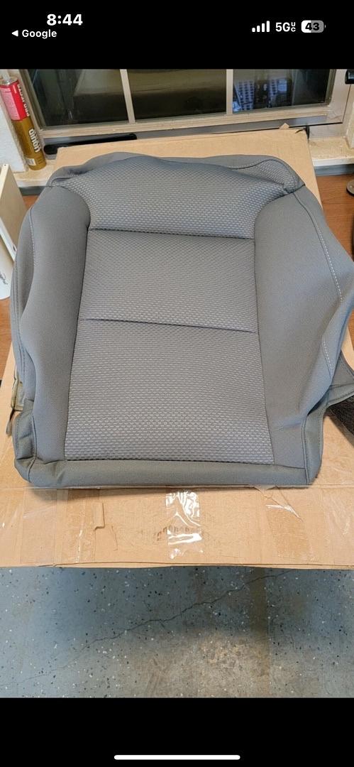 84017552 | Front Seat Cover Gray Cloth Color GM() For Silverado Sierra 17-19