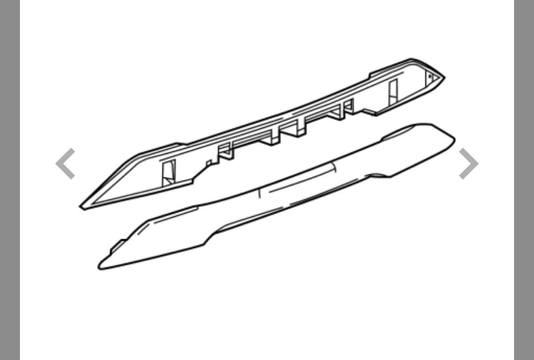84173554 | 2017-2019 GMC Acadia Applique Assembly, Rear Clsr Ctr *Nightrider Cm