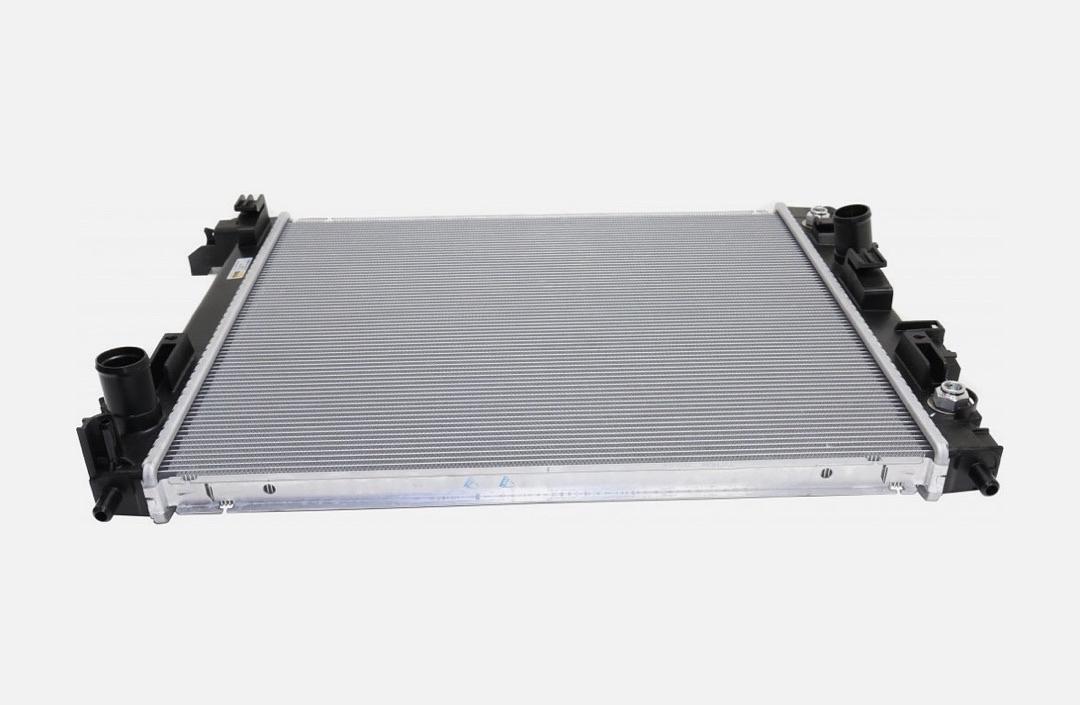 23452330 | GM# 2016-2020 Coupe/Convertible 3.6L Chevy Camaro Radiator OEM GM
