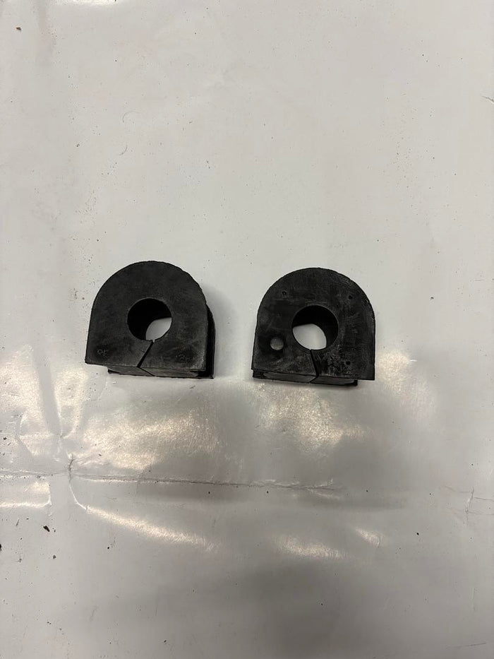 15873716 | 10-16 Cadillac SRX GM INSULATOR-RR ST (SLP-1) NEW OEM