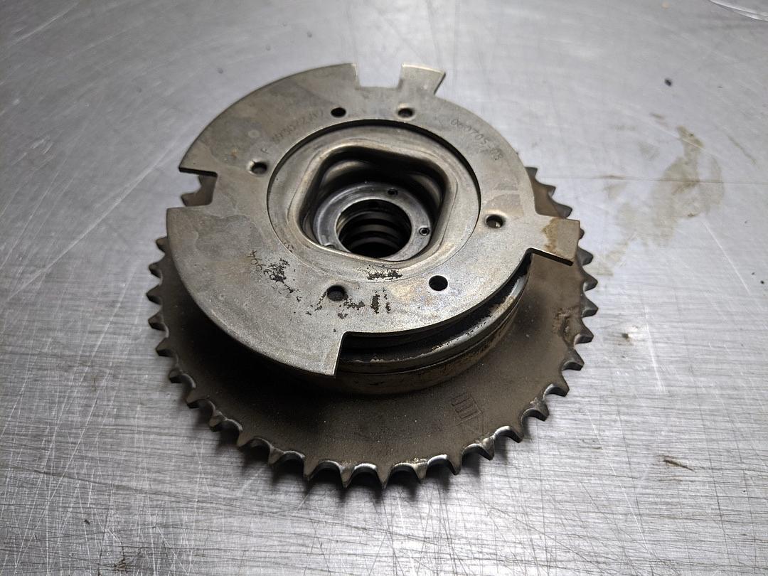 Camshaft Timing Gear For 07-08 Cadillac Escalade 6.2 Gas