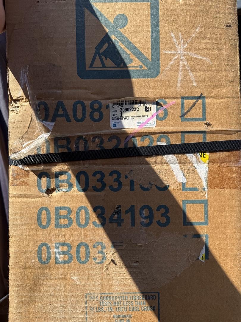 20902232 | Chevrolet Equinox 2010-2017 Left Rear Door Assembly