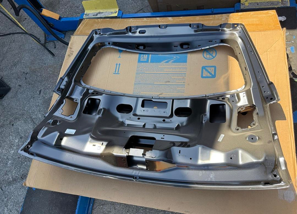 22909944 | 2007-2017 GMC Acadia tailgate door rear back side