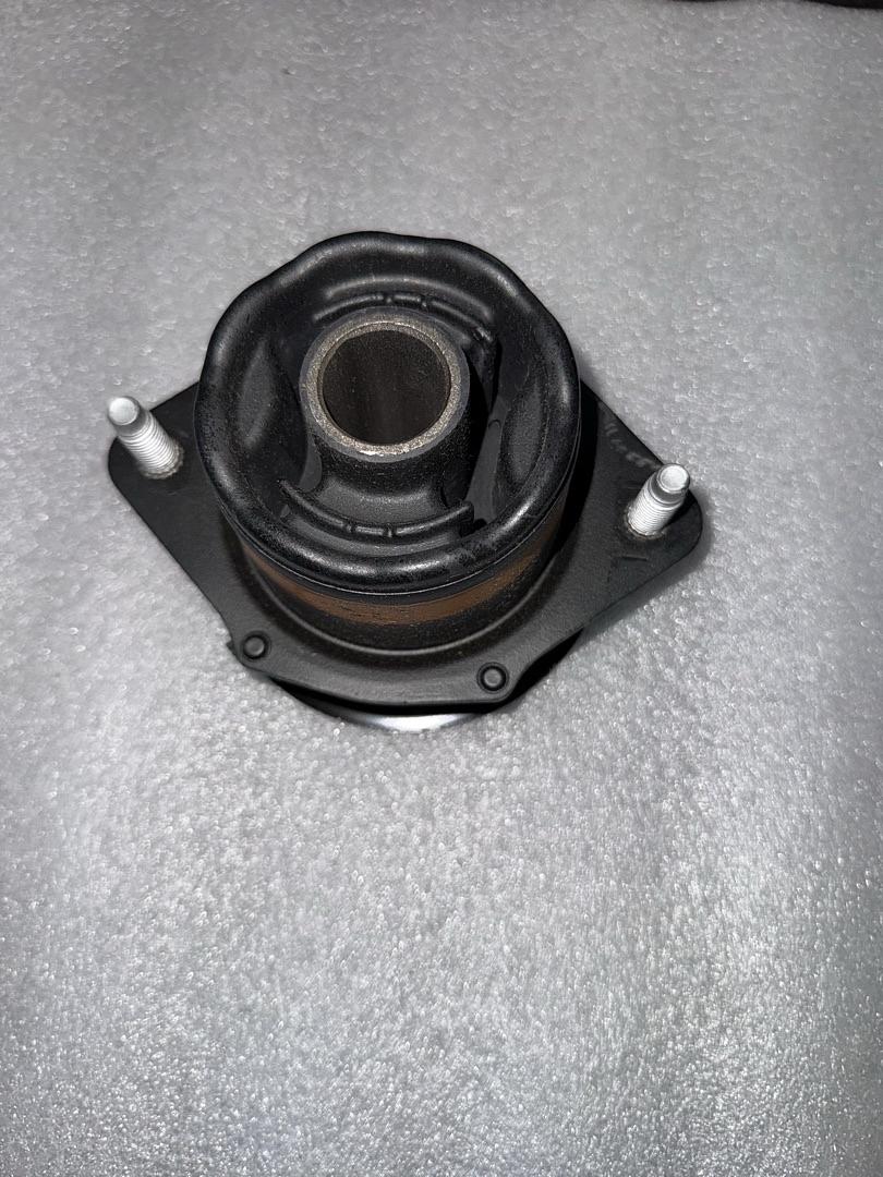 Mount Cushion for Cadillac GMC Chevrolet 2020