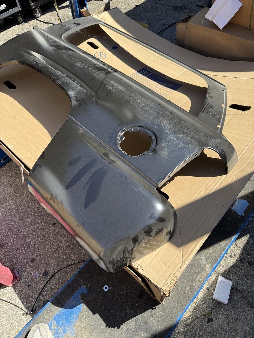 15770069 | GM OEM 00-06 Suburban 1500 / GMC yukon Quarter Panel Components-Quarter Panel