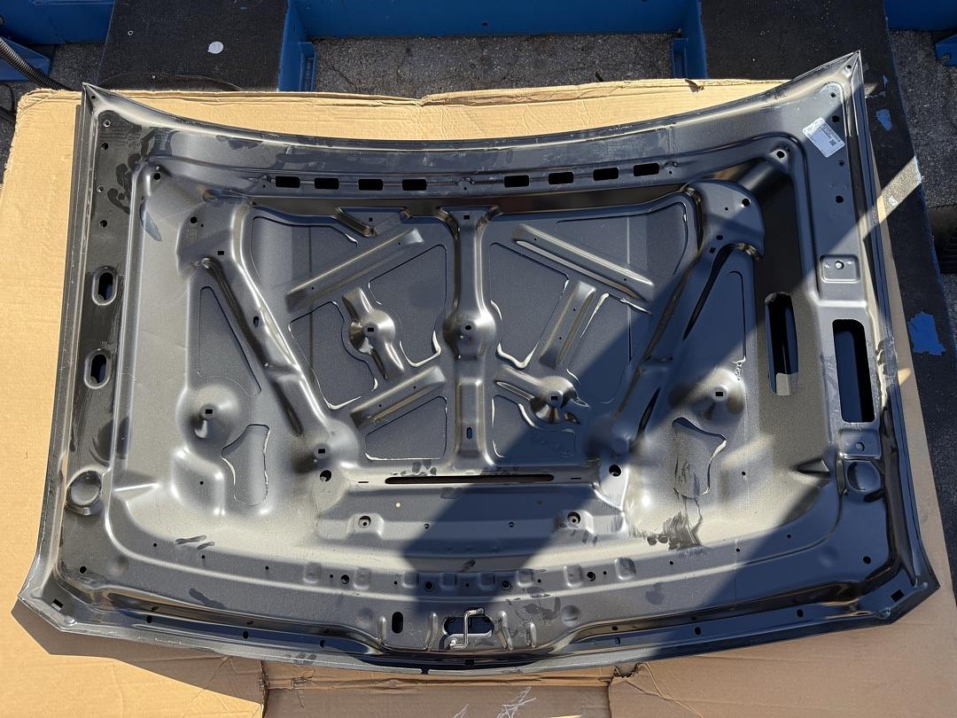 2017-2019 Chevy silverado HD hood 2500HD / 3500HD
