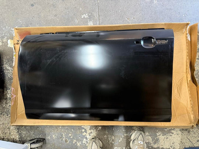 19300789 | 08-12 Chevrolet malibu outer front side door panel