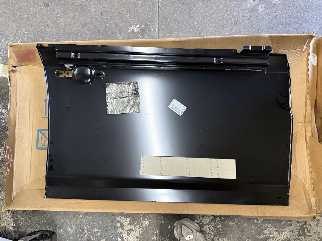 19300789 | 08-12 Chevrolet malibu outer front side door panel