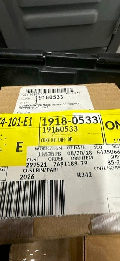 19180533 | GM Yoke Kit, Differential Drive Pinion Gear