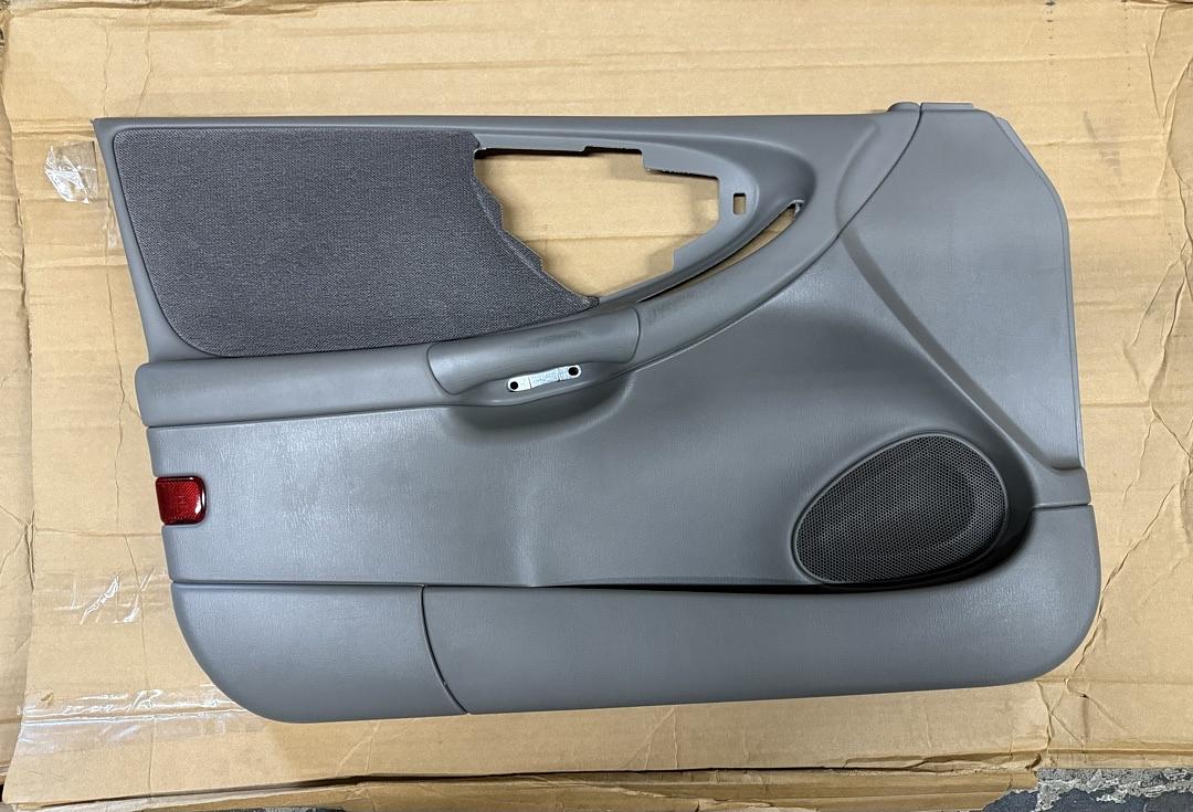 2001 - 2002 chevrolet malibu Front side door trim panel driver side