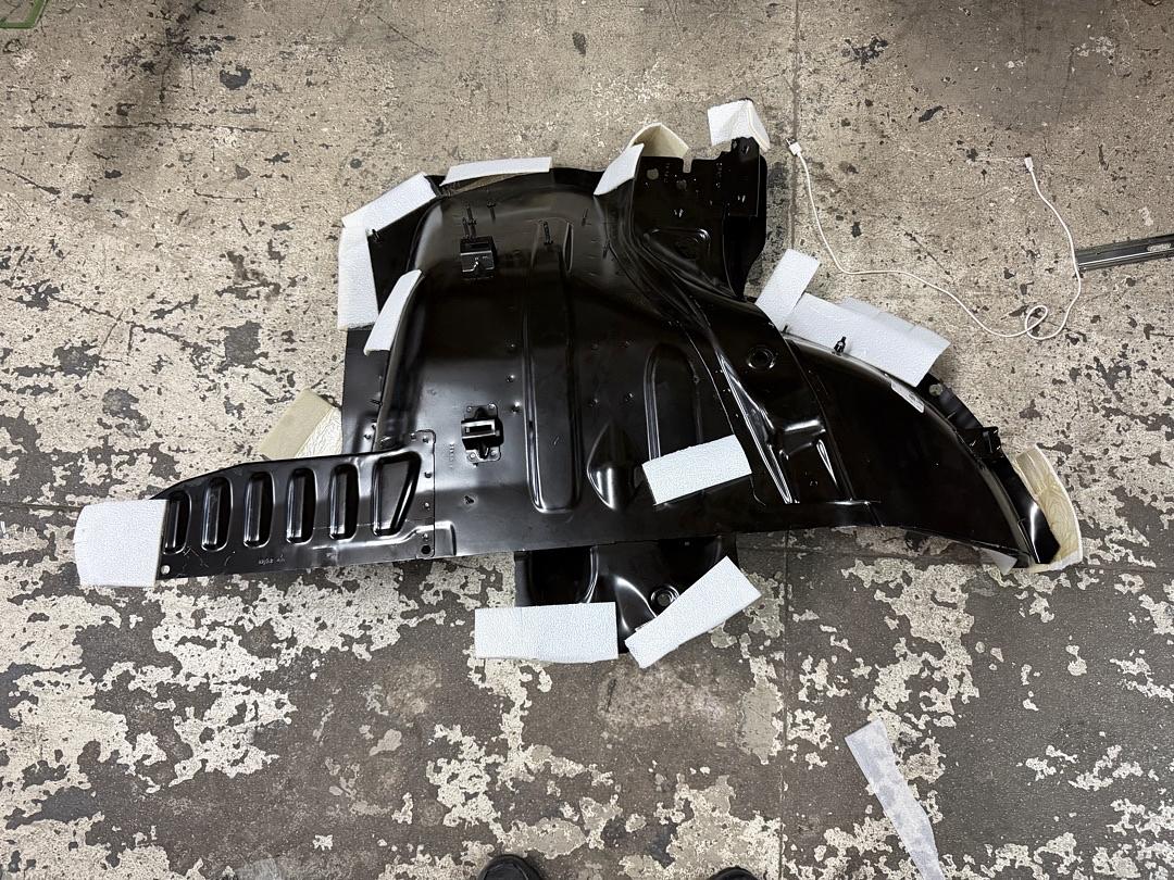 18-24 CHEVY EQUINOX / CHEVY TERRAIN INNER WHEELHOUSE OEM