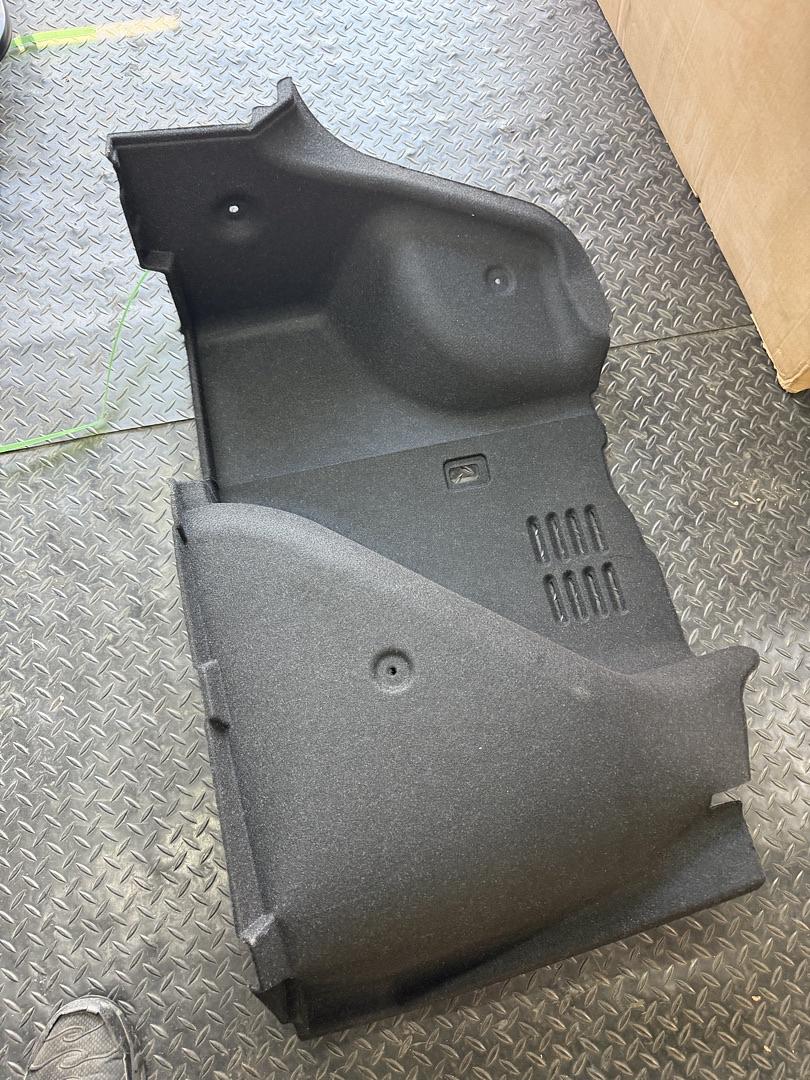 95959772 | 11-14 CHEVY CRUZE TRUNK SIDE TRIM PANEL LEFT