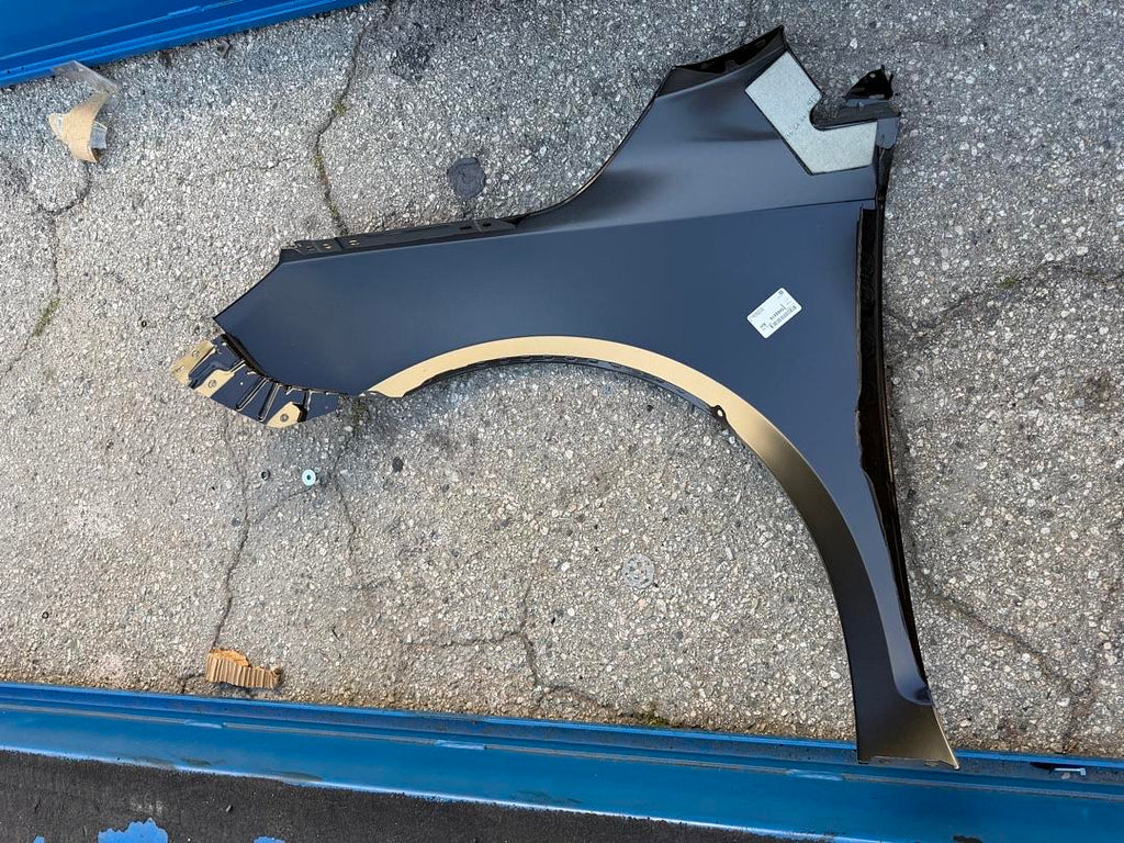 25966616 | 10-13 Buick Allure / Buick Lacrose front passenger side fender 4dr oem part