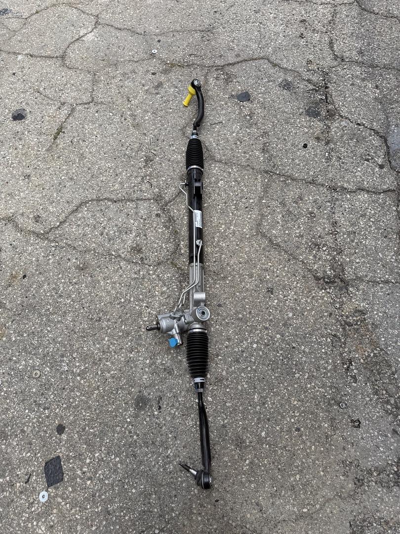 06-09 Cadillac STS V 4.4L V8 steering gear assembly Gm part