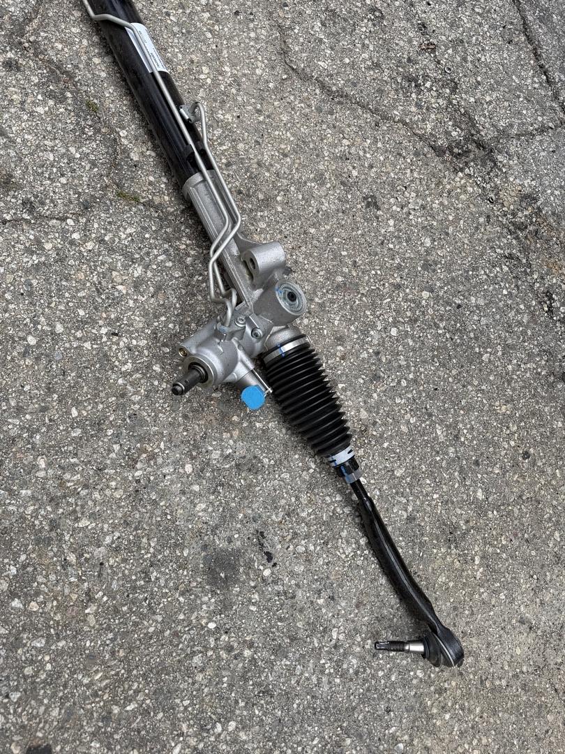 22777709 | 06-09 Cadillac STS V 4.4L V8 steering gear assembly Gm part
