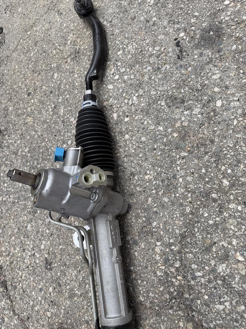 22777709 | 06-09 Cadillac STS V 4.4L V8 steering gear assembly Gm part
