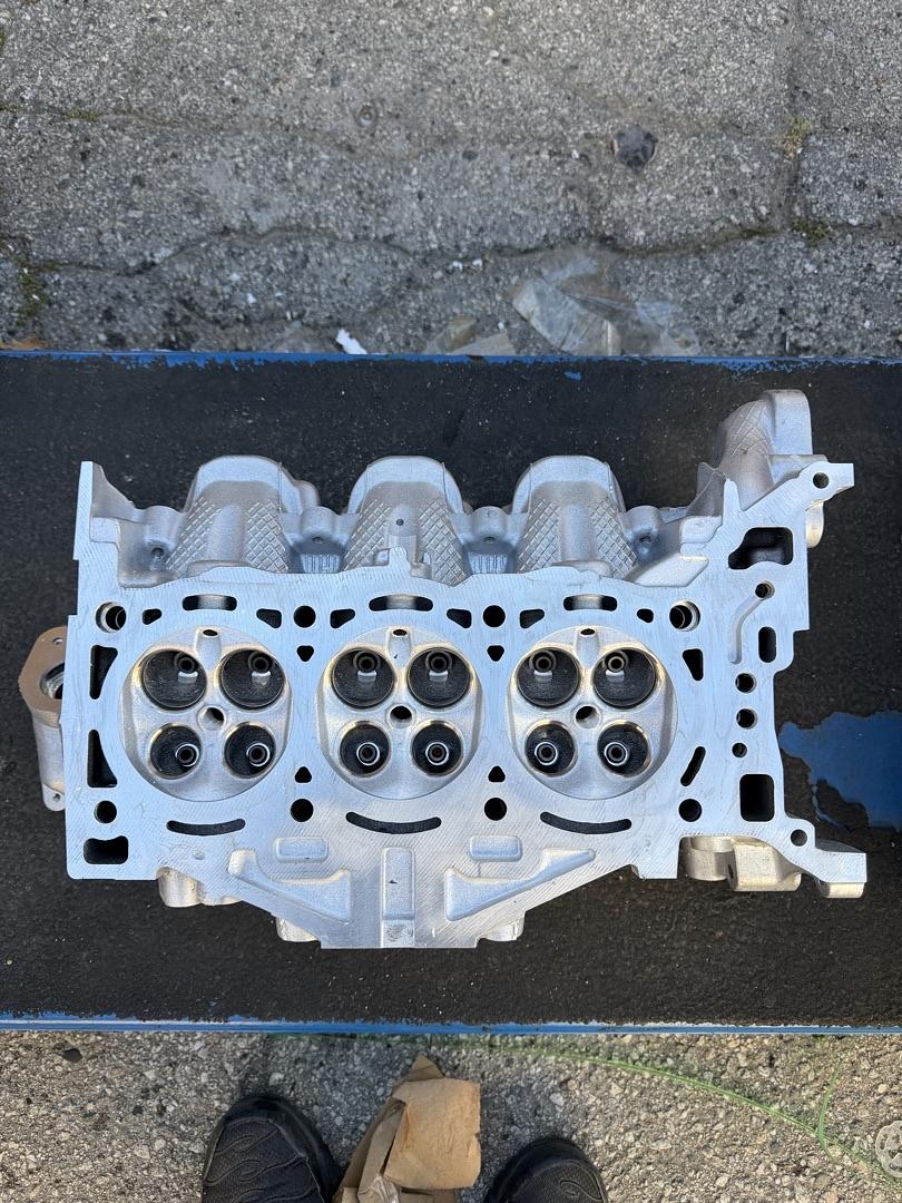 12629445 | 13-19 Cadillac XTS Cylinder head assembly 6 cylinder 3.6L