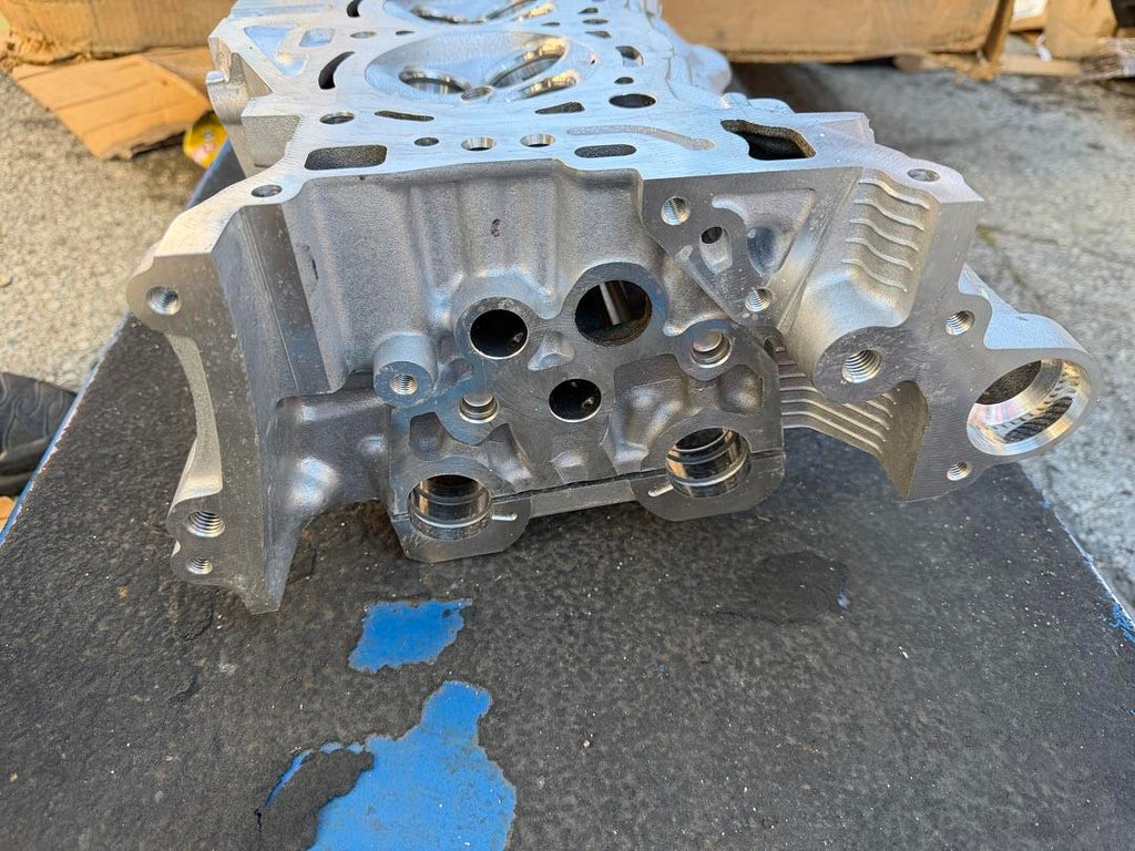 12629445 | 13-19 Cadillac XTS Cylinder head assembly 6 cylinder 3.6L