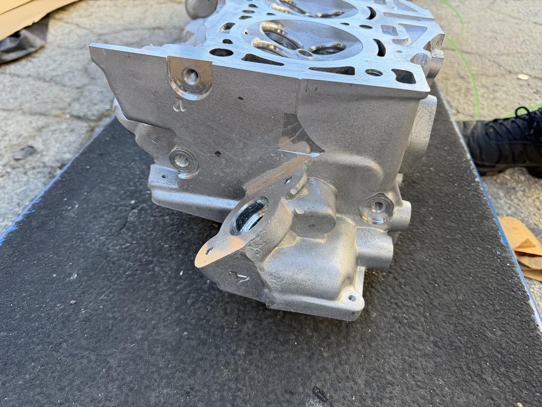 12629445 | 13-19 Cadillac XTS Cylinder head assembly 6 cylinder 3.6L