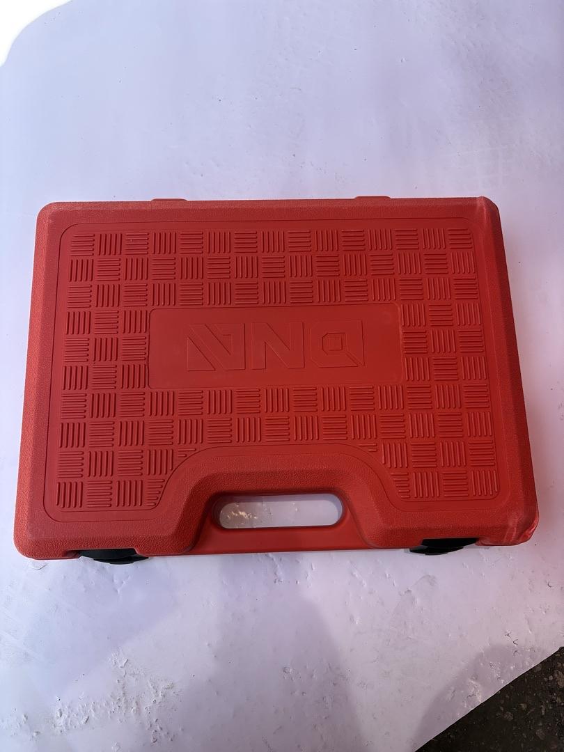 Wheel Bearing Puller Set for Front Wheel Drive Cars Works with most front-wheel-drive vehicles