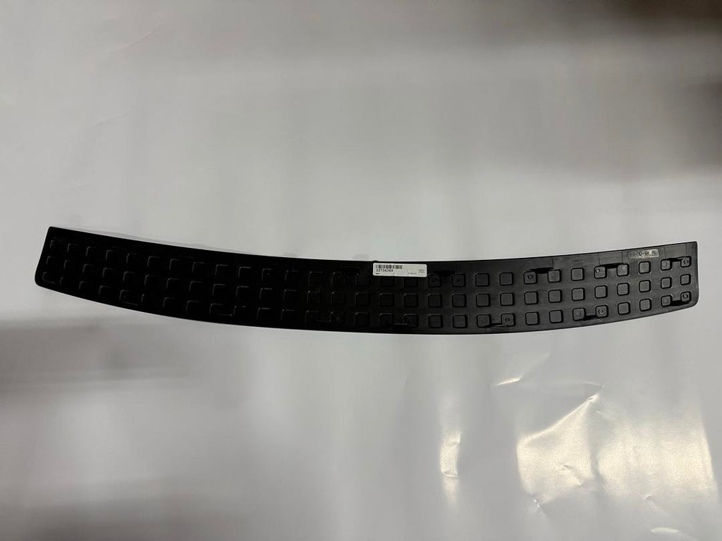 22734369 | GM# 2006-2007 saturn vue Pad,Rear Bumper Fascia Step