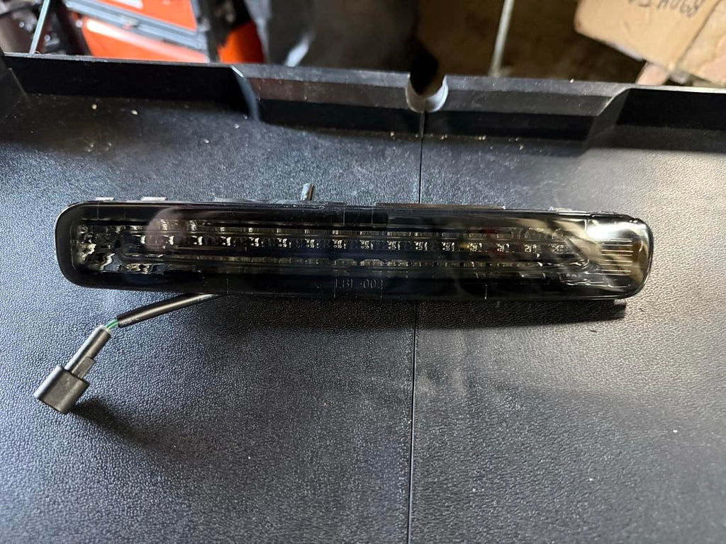 05-09 FORD MUSTANG LED SMOKED 3RD BRAKE LIGHT LAMP