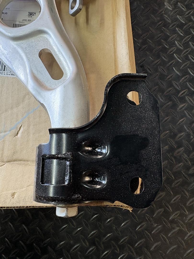 95433800 | 2017-2023 chevy bolt EV / EUV electric Front Driver Side Lower Control Arm