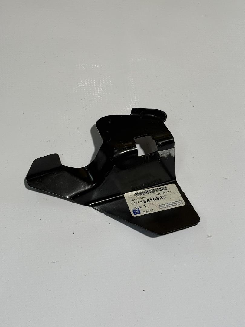 15810825 | 06-11 cadillac dts front hood GM Hinge