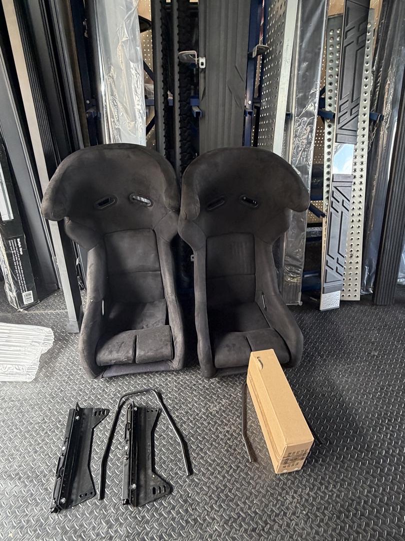 SUEDE LEATHER RACING BUCKET SEATS UNIVERSAL