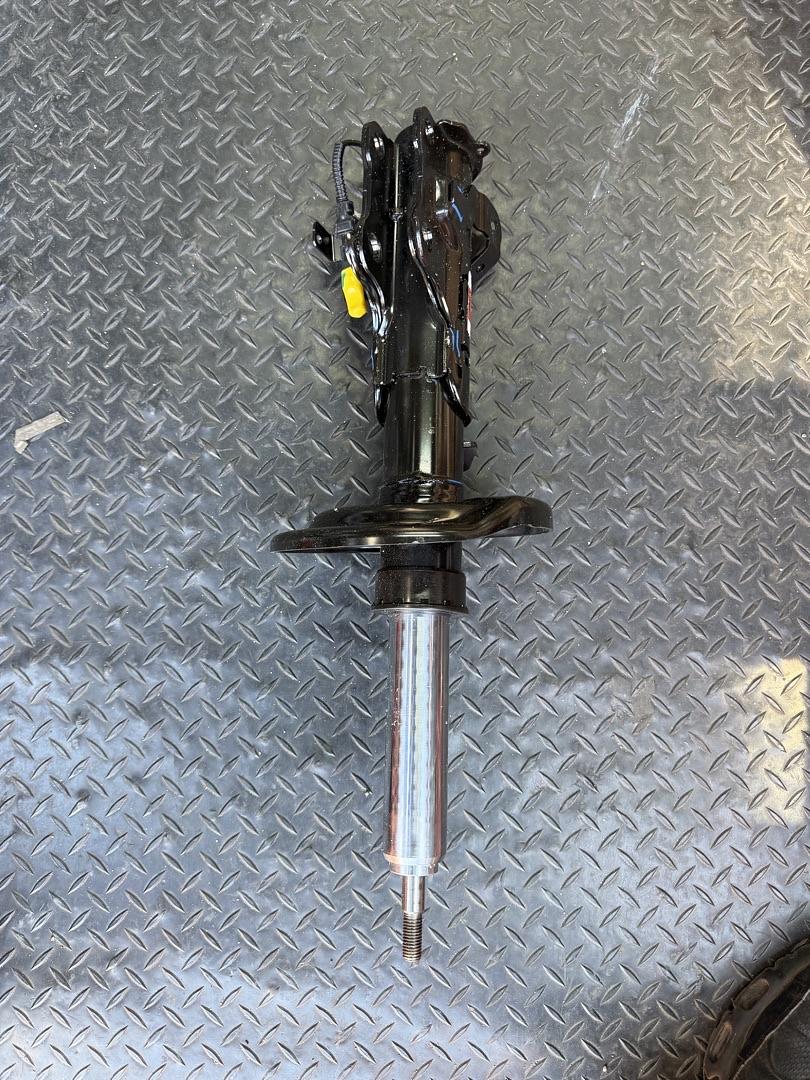 14-17 Cadillac CTS front Suspension strut front driver side