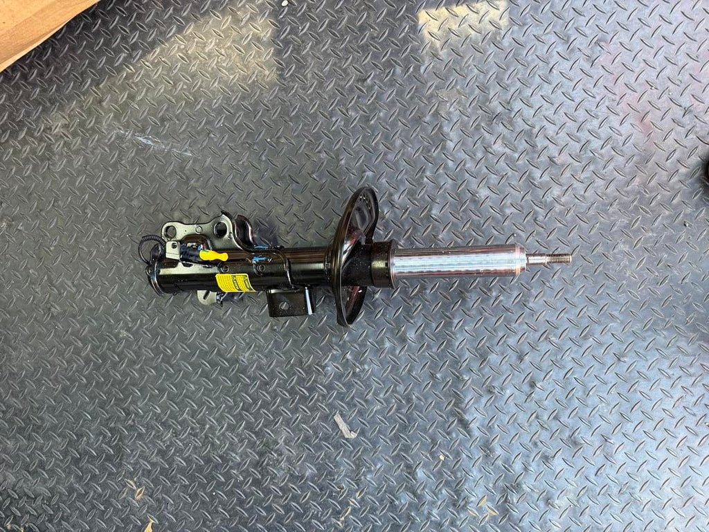 23247462 | 14-17 Cadillac CTS front Suspension strut front driver side