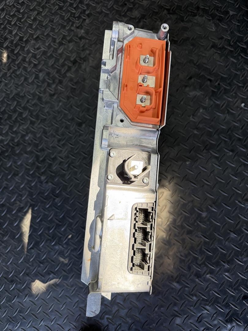 24269448 | 12-13 Regal Malibu Allure Lacrose ASM Generator control module