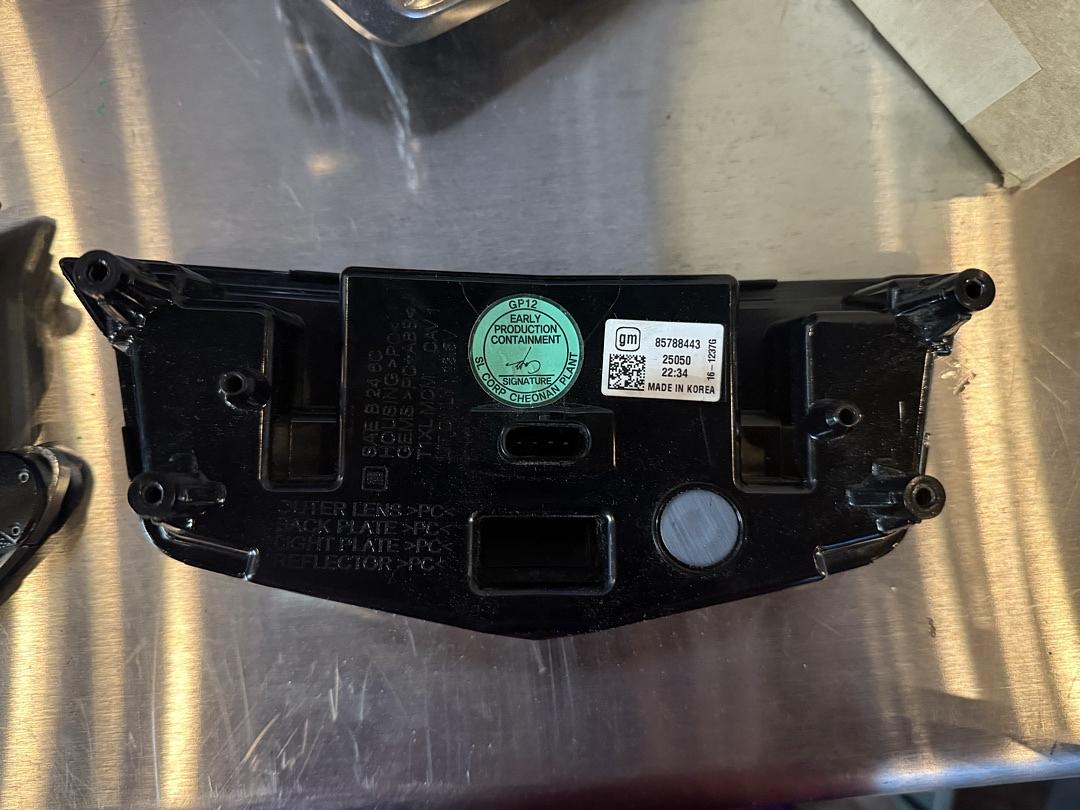 2025 Cadillac Escalade ESV LED Illuminated Front Emblem Genuine GM