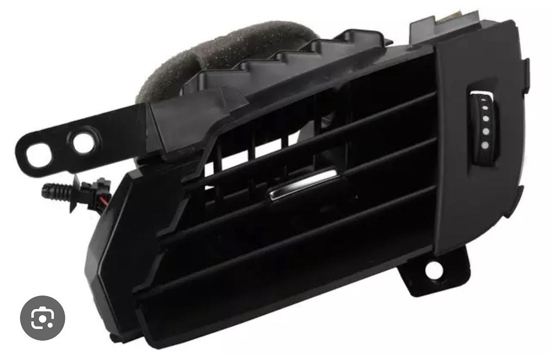 14-16 Cadillac ELR Intrument Panel outer Air outlet