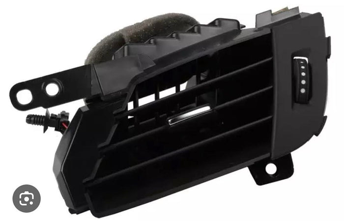 22888854 | 14-16 Cadillac ELR Intrument Panel outer Air outlet
