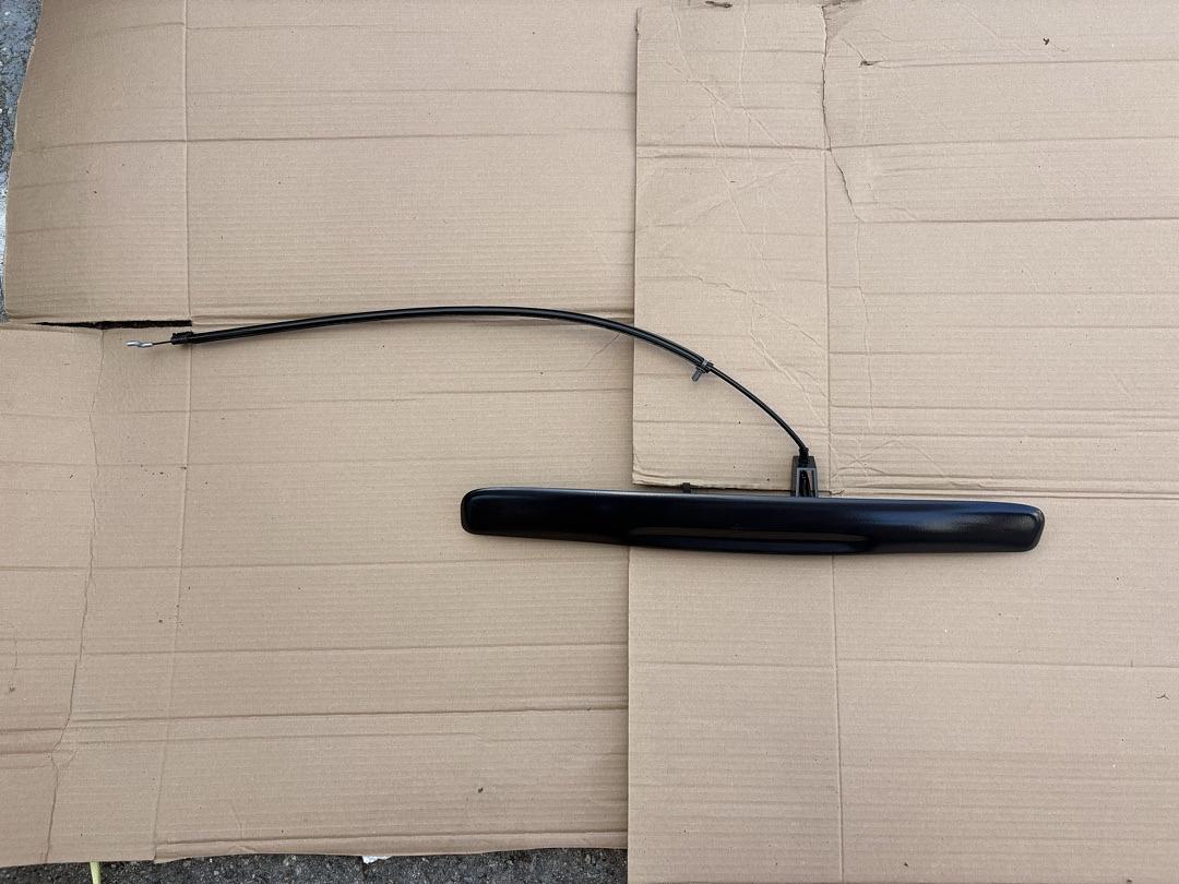 15888284 | 2004 Pontiac Montana Rear Tailgate Handle