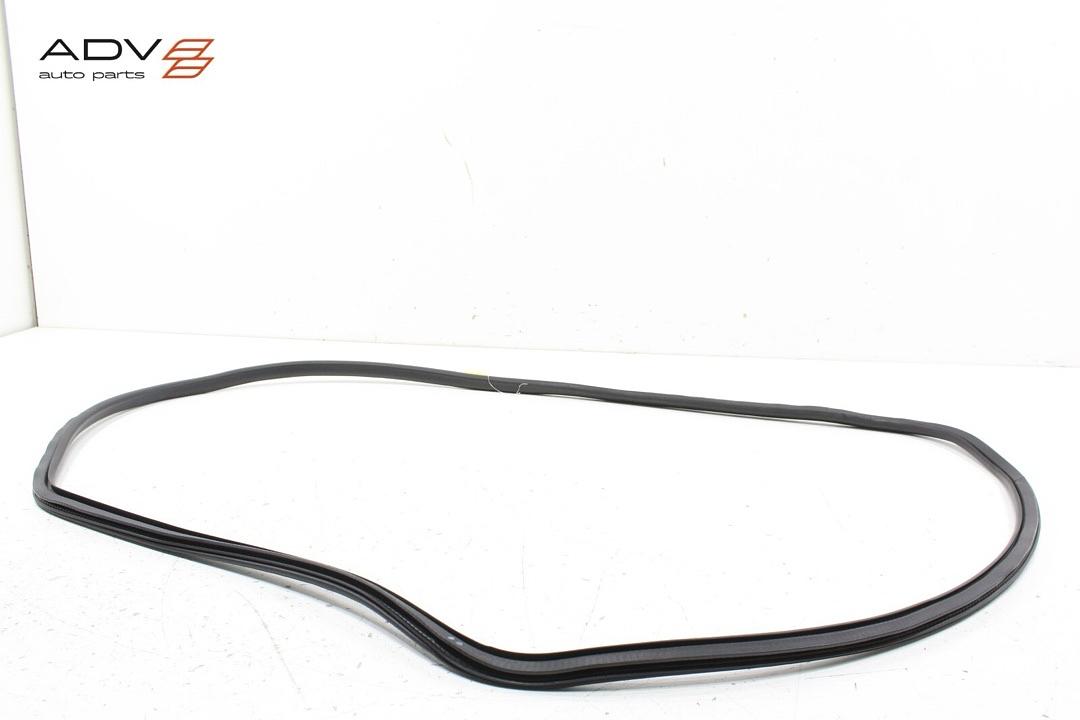 2018 - 2023 CHEVROLET TRAVERSE REAR RIGHT SIDE DOOR BODY WEATHERSTRIP SEAL OEM