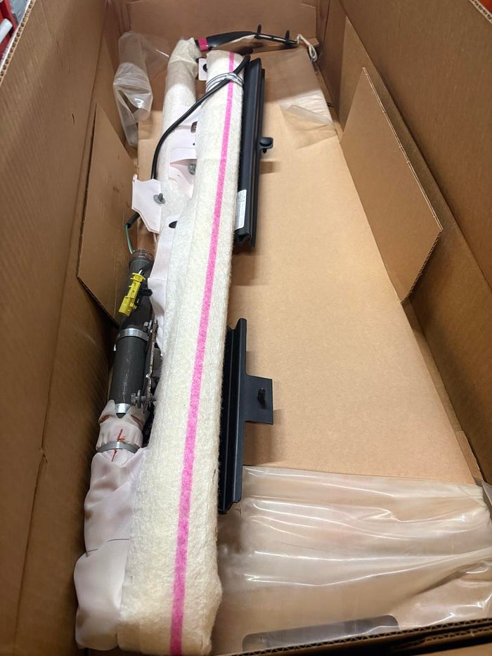 23478217 | GM# 2012–2017 GMC Acadia General Motors roof-rail passenger side curtain airbag assembly