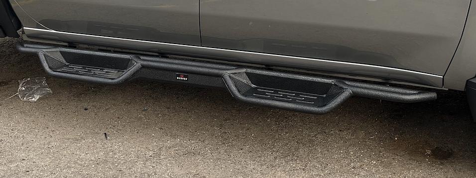 05-23 Toyota Tacoma crew cab magnus off road powder coat stepper running boards