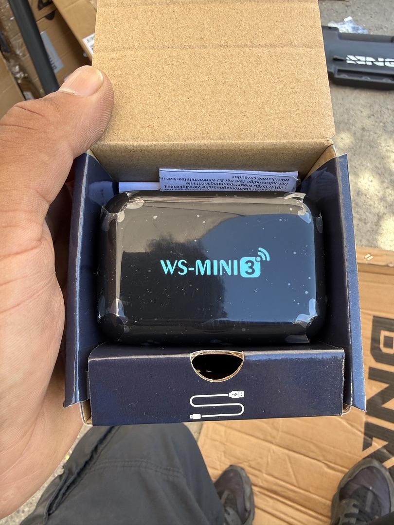 WS-MINI3 2.4GHz Wireless Guitar Transmitter & Receiver Charging Case 20H