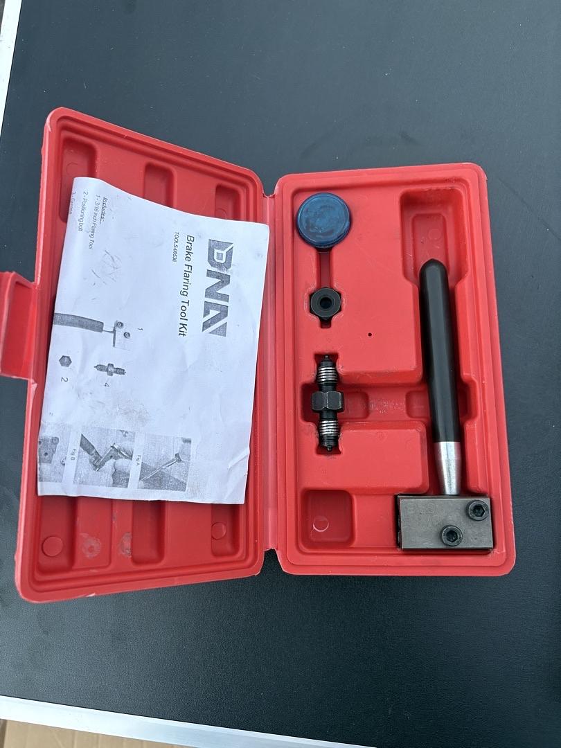 3/16 in SAE Brake Line Double Flaring Tool, Handheld 45 Degree Universal Brake Pipe Double Flaring Tool Kit, w/Removable