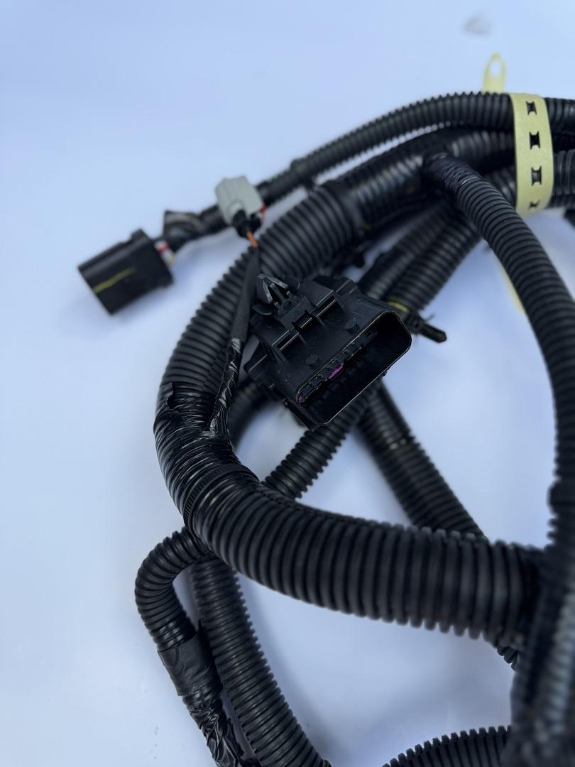 8402668 | 2016 Cadillac Escalade Genuine Parts Headlamp Wiring Harness