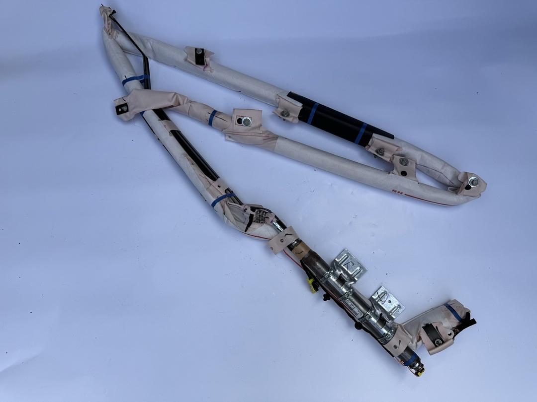 84246083 | 2015-2020 CADILLAC ESCALADE FRONT RIGHT PASSENGER ROOF CURTAIN AIRBAG