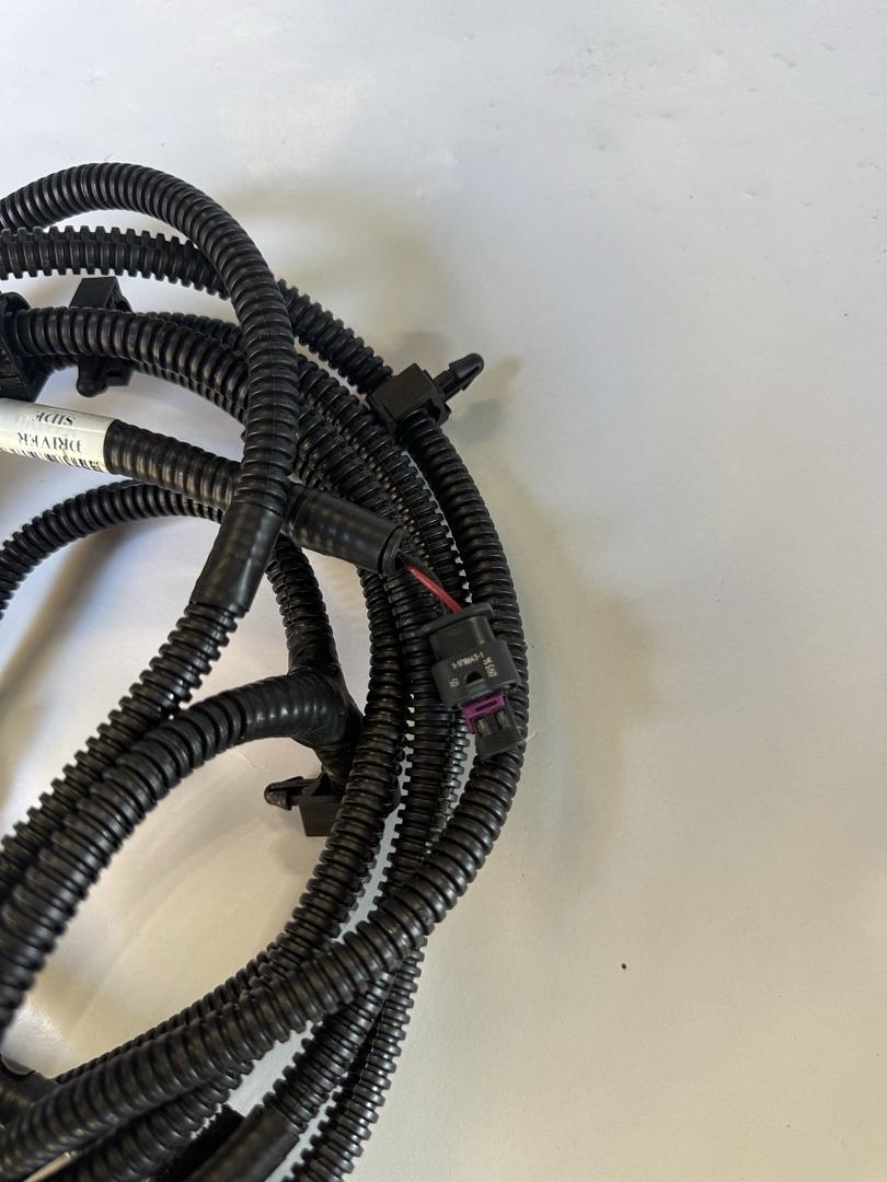 22878806 | 2014-2015 Chevy Silverado / GMC Sierra Tailgate Wiring Harness OEM