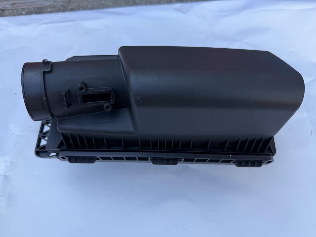 84009416 | Air Cleaner Fits 16-18 CADILLAC CT6 2.0L