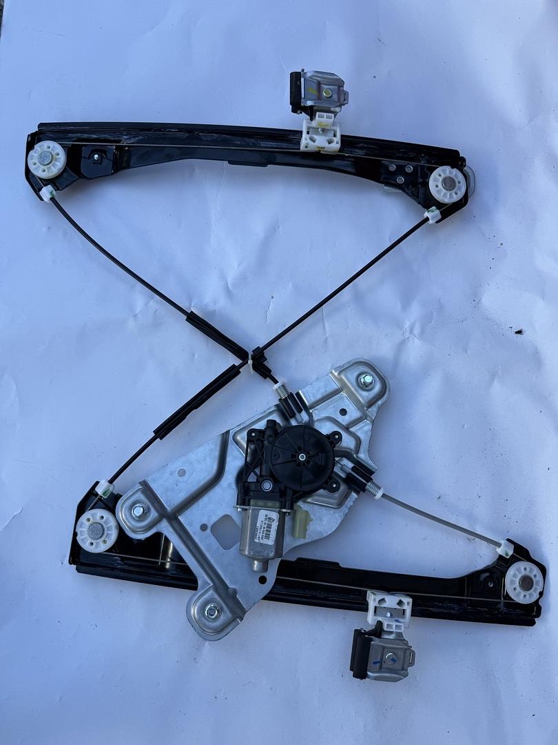 Front Door Window Lift Regulator