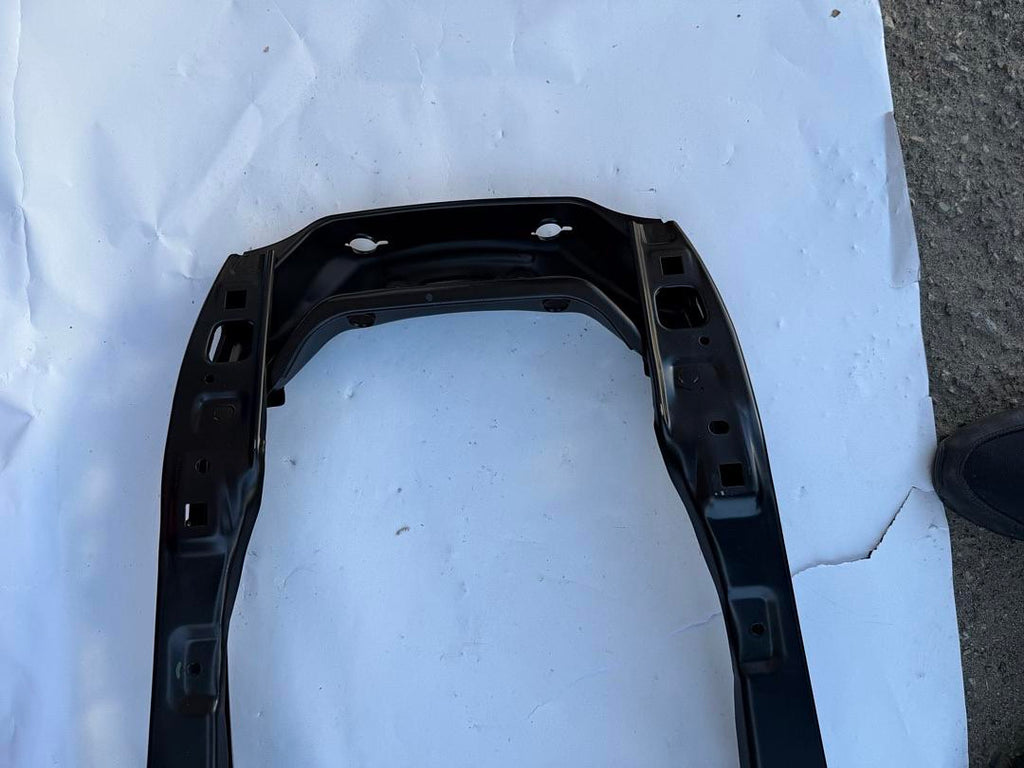 84301091 | Front Seat Back Frame 2016-2020 cadillac ct6 84107590