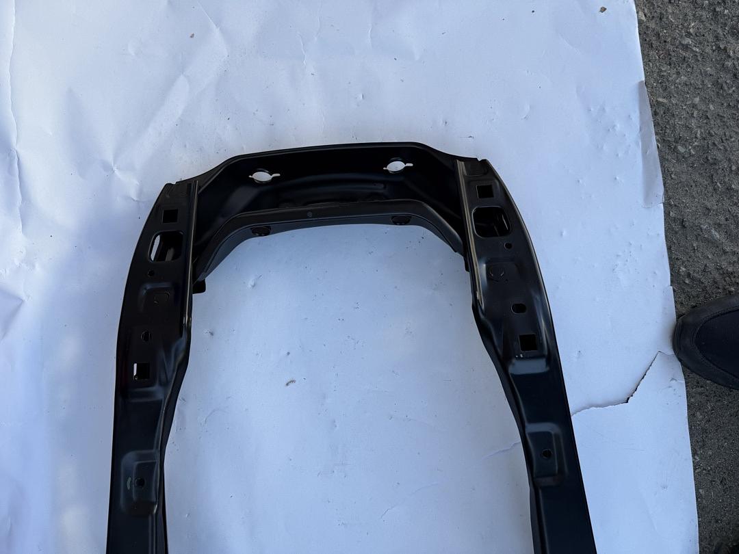 84301091 | Front Seat Back Frame 2016-2020 cadillac ct6 84107590